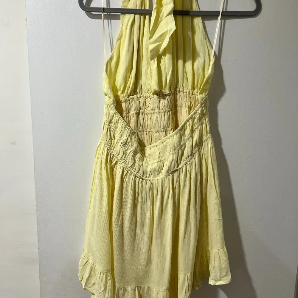 🏷 *NWT* 🌻 VICI Aster Halter Smocked Mini Dress | Size L 🌻 - Picture 5 of 8